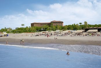 Club Turtas Beach Hotel