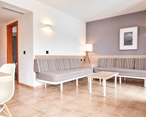 Protur Floriana Resort Aparthotel-0