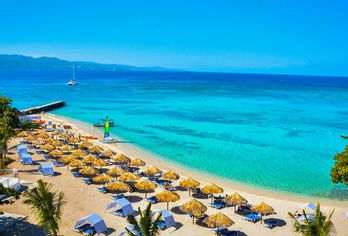 Grand Decameron Cornwall Beach, A Trademark All Inclusive