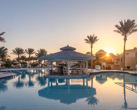 Serenity Alpha Beach-4