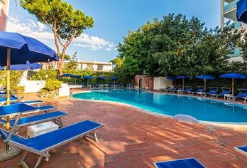 Hotel, San Valentino