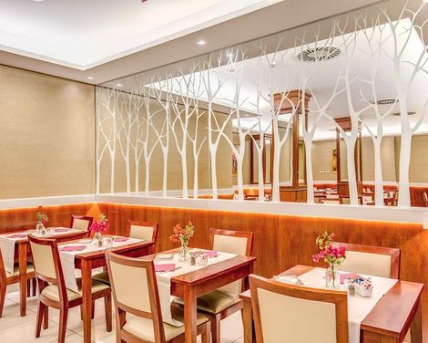 Augusta Lucilla Palace-4