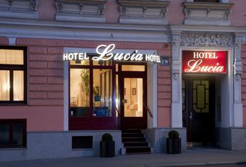 Hotel, Lucia
