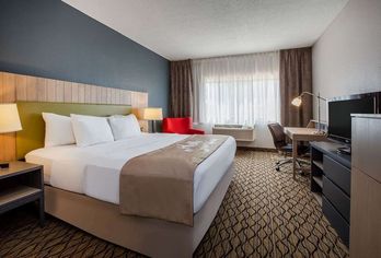 Hotel, Days Inn & Suites by Wyndham Rochester Hills MI