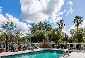 Hotel, Baymont by Wyndham Fort Myers Airport