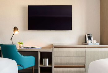 Hotel, DoubleTree by Hilton San Francisco South Airport Blvd