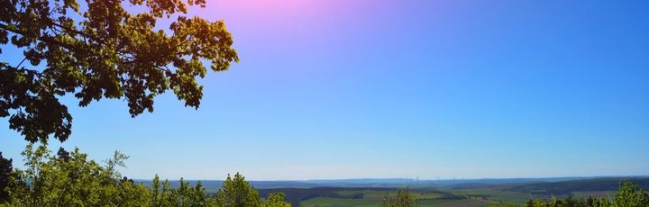 Sonne über der Rhön