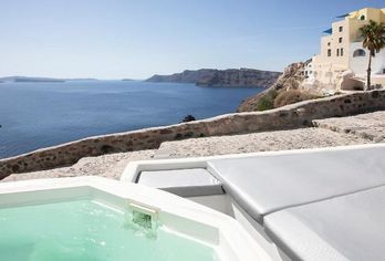 Hotel, Ducato di Oia