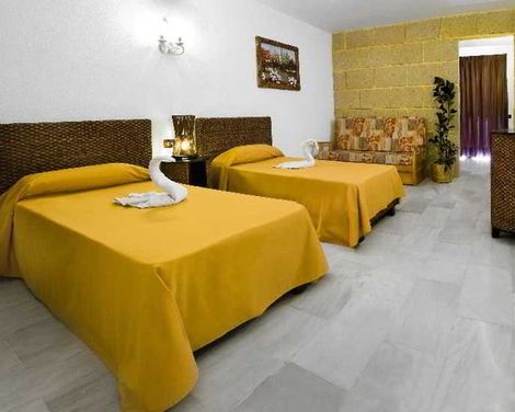 Las Piramides Resort-3