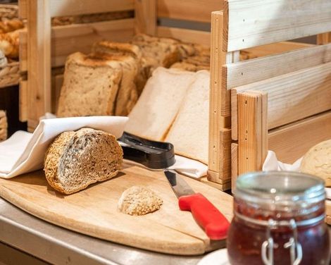 Malone Lodge Hotel & Apartments-1