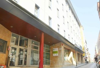 Hotel, Residencia  Blas de Otero