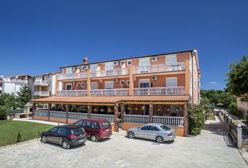 Hotel, Villa Nikolina