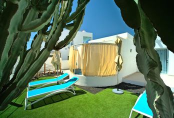 Hotel, Hotel Taimar