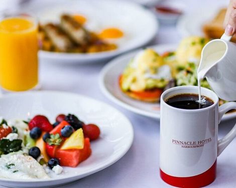 Pinnacle Hotel Vancouver Harbourfront-4