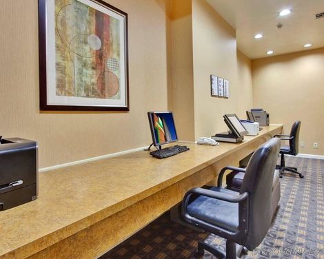 Holiday Inn Los Angeles - LAX Airport-4