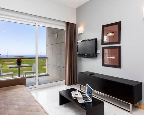 Crowne Plaza Caparica Lisbon-3