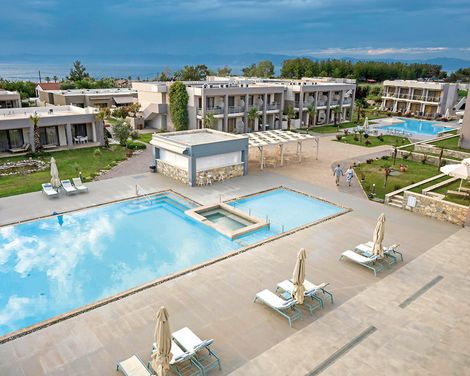 Alea Hotel & Suites-4