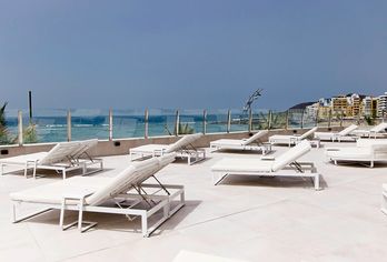 Hotel, Hotel Cristina by Tigotan