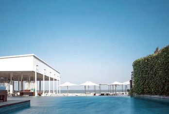 Hotel, Putahracsa Hua Hin