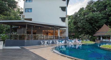 Peach Hill Resort & Spa