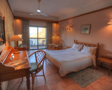 Saint Patrick's Hotel-0