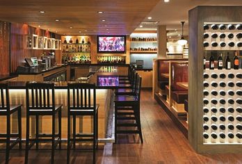 Hotel, Hotel Halifax