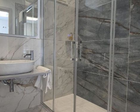 Hotel Condor-3