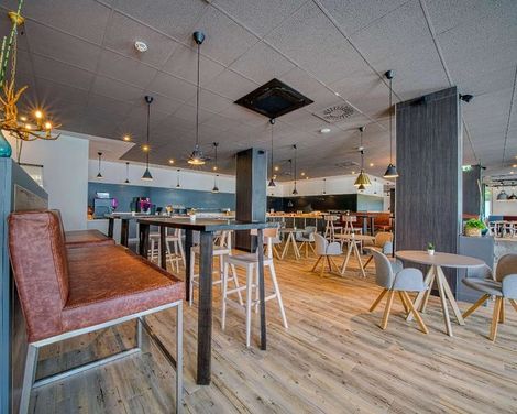 FourSide Hotel Salzburg, Trademark Collection by Wyndham-4