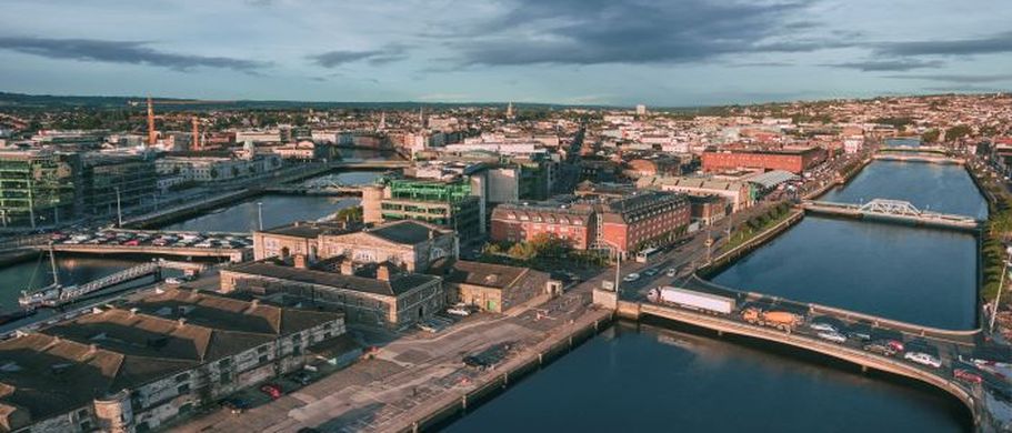 Cork Urlaub Stadtzentrum aus der Luft
