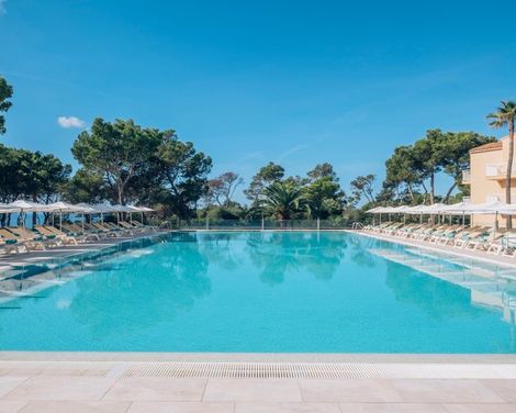 Iberostar Waves Club Cala Barca-4