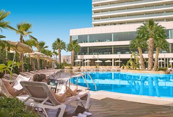AR Diamante Beach