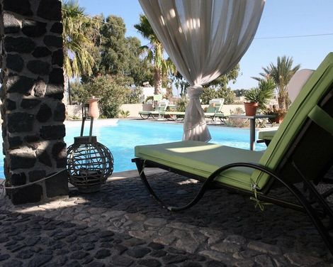 Villa Anemomilos Perissa-4