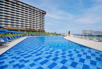 Mövenpick Resort Al Marjan Island