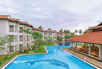 Hotel, Club Hotel Dolphin