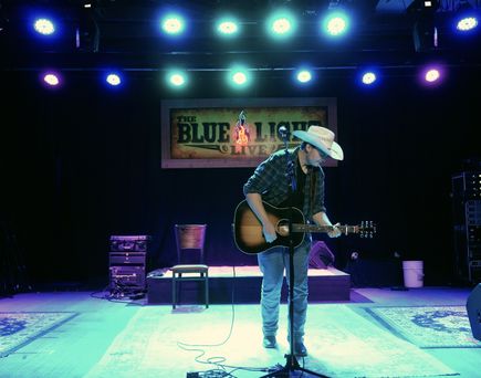 Blue light Evenbing in Lubbock
