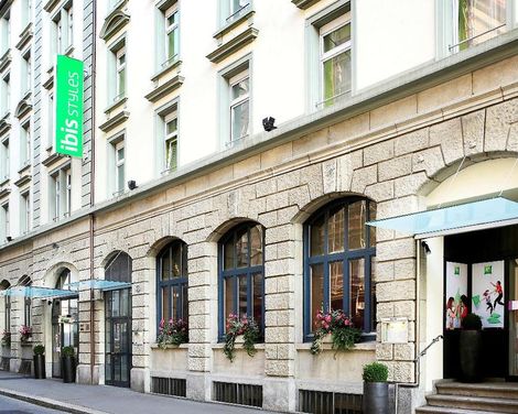 ibis Styles Luzern City-1
