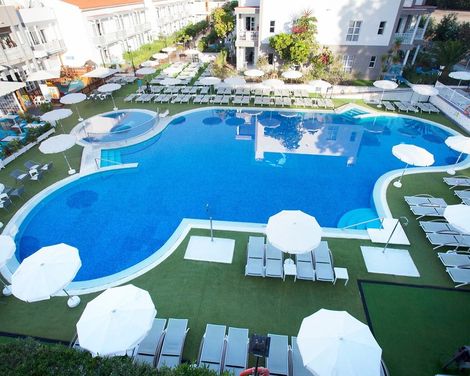 Coral Compostela Beach Golf-1
