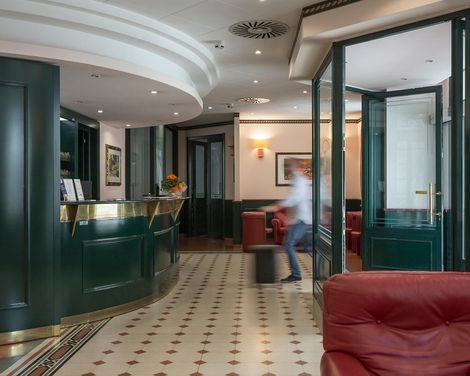 Hotel Montreal-2