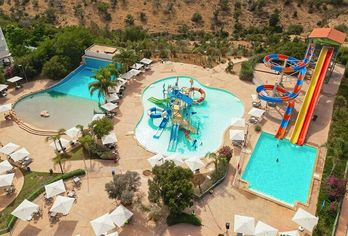 Hotel, Lunja Village