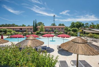 Hotel, Green Village Resort