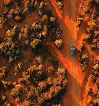 Rote Erde in einem NAtionalpark in Australien