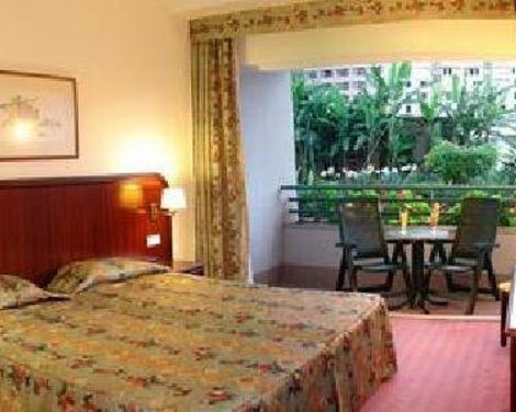 Suite Hotel Jardins d'Ajuda-4