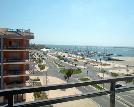 Real Marina Residence-0