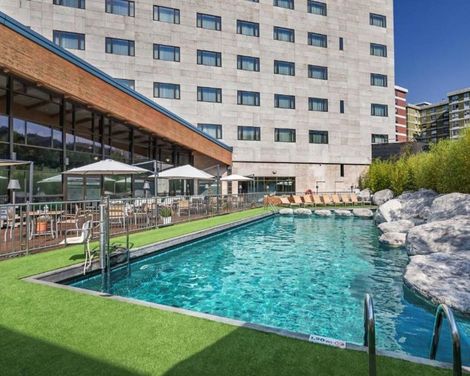 Hotel Puerta De Bilbao-2