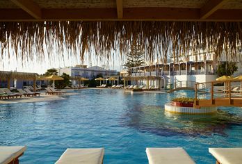 Serita Beach Hotel