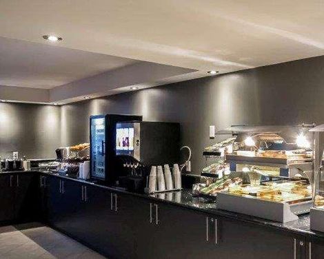 Hotel Faubourg Montreal-3