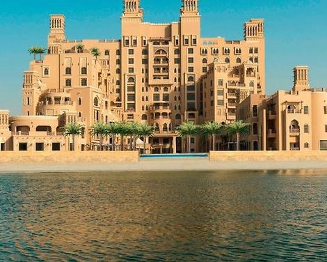 Sheraton Sharjah Beach Resort & Spa-4