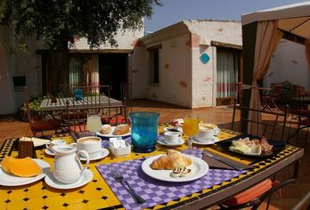 Hotel, Santa Maria Resort