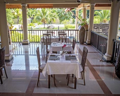 The Oasis Hotel Restaurant & Spa-3
