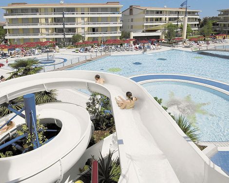 Aparthotel & Villaggio Planetarium Resort-2
